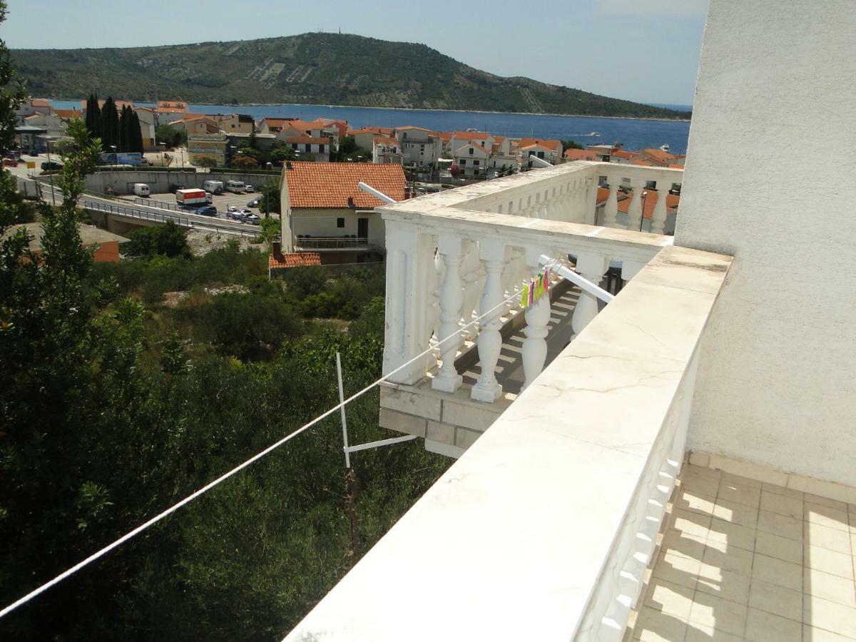 Radojka Hotell Primošten Exteriör bild