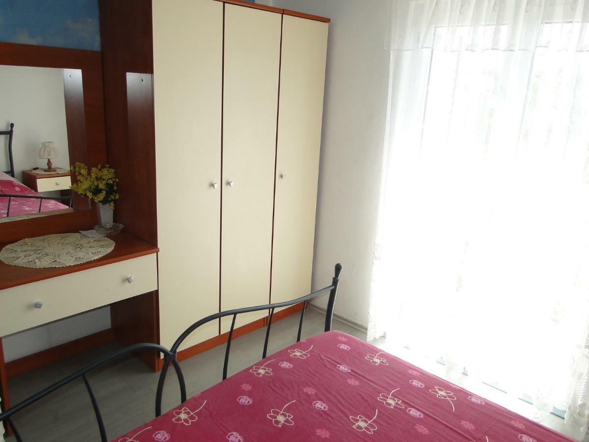 Radojka Hotell Primošten Exteriör bild