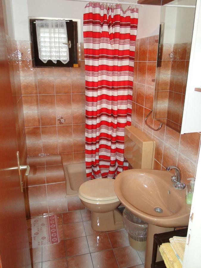 Radojka Hotell Primošten Exteriör bild